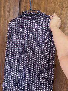 Chic Geometric Print Ruffle Blouse