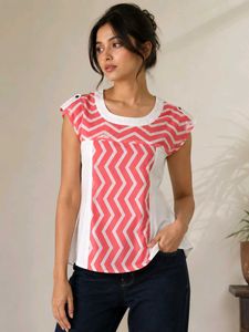 Chic Chevron Print Top