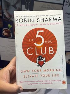 The 5 AM Club by Robin Sharma