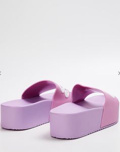 Girl Swag Platform Slides