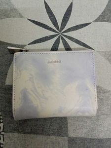 ❗New Condition ❗Miniso Tie-Dye Bi-Fold Wallet