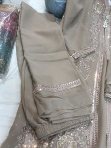 Embellished Kurta Set with Pants
