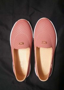 SHOE