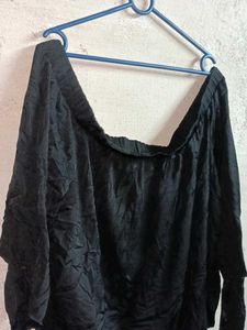 Black Off-Shoulder Top Oversized