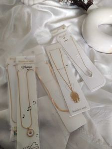 Random 1 chain pendant