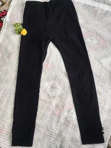 Some Stretchable Black Pant 🌸