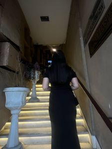 Elegant Black Maxi Dress with Cutout Detail