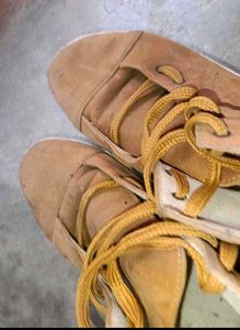 Stylish Tan Suede Casual Boots