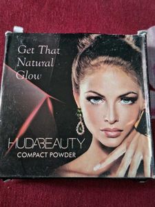 HUDA BEAUTY Compact Powder