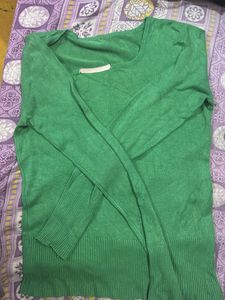 Green Short Sleeve Top