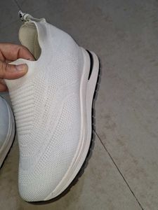 Knit Slip-On high rise Sneakers
