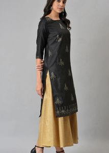 Elegant Black &amp; Gold Kurta