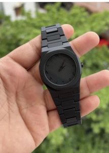 Minimalist Black Watch
