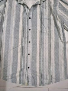 Men's Striped Button-Up Shirt