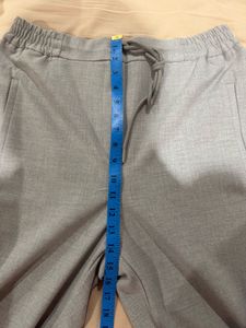 Zara - Gray Cropped Casual Pants
