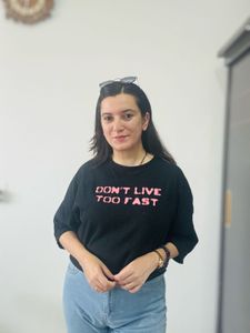 Black 'Don't Live Too Fast' Cropped Sweatshirt
