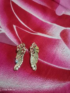 Elegant Feather Drop Earrings