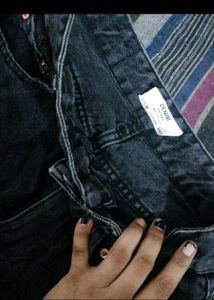 Black Ripped Jeans