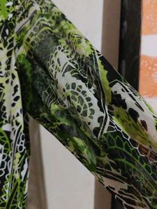 Vibrant Paisley Print Long Sleeve Top