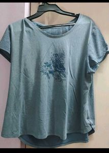 Gray "Let's Sail Away" T-Shirt and floral tshirt