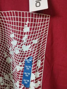 Burgundy Graphic Tee - Nucilo
