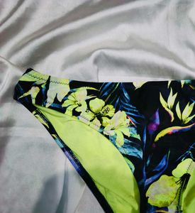 🇳🇿💫🎀Tropical Print Bikini Bottom