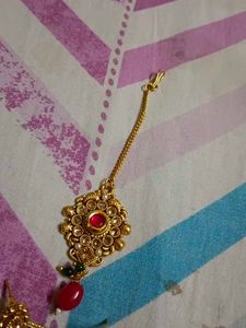 Gold Plated Necklace with Earrings &amp; Maangtika