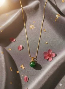 Emerald Pendant Necklace