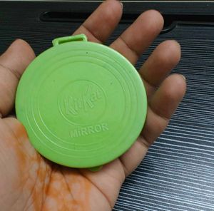 Stylish Adjustable Bag Strap and hand mirror combo