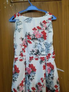 Floral Sleeveless Midi Dress