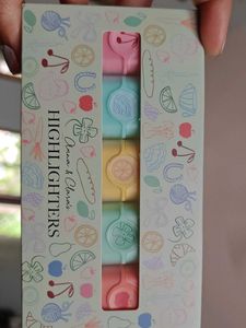 Anna & Clara's Pastel Highlighters on sale