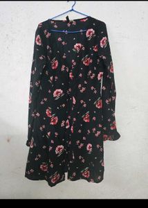 Chic Black Floral Print Button-Up Dress