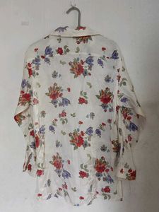 Vintage Floral Print Button-Up Shirt
