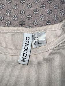 Ribbed Knit Cropped T-Shirt