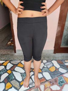 YAXI Medias Winter Wear Black Capri Leggings