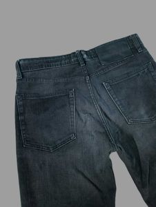 Premium Distressed Jeans
