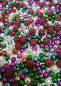 Free Delivery 🎊 Assorted Beads for Jewelry Making