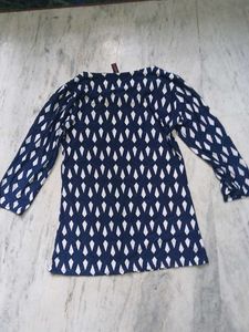 Navy Blue Diamond Print Long Sleeve Top