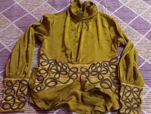 Price Drooped 🎊Mustard Yellow Satin Top