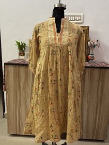 Beautiful Floral Print Kurta
