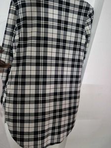 Classic Black &amp; White Plaid Shirt