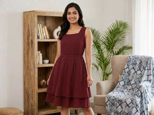 Chic Maroon Polka Dot Dress
