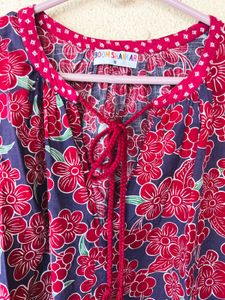 Floral Sleeveless Blouse