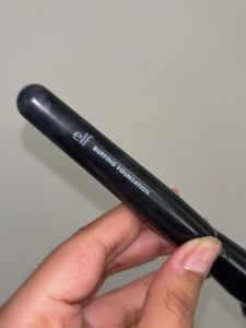 e.l.f. Buffing Foundation Brush