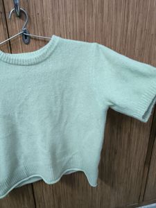 Green Woolen Crop Top With Half Sleeves