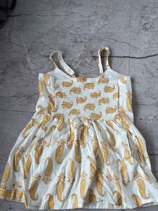 White &amp; Yellow Paisley Print Kurta