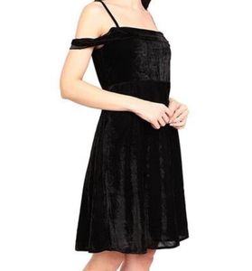 Chic Black Velvet Mini Dress