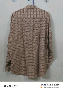 Good Condition Patterned Button-Down Shirt Size422