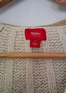 Cream Cable Knit Hooded Sweater