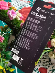 MyGlamm Super Kohl Long Stay Kajal Matte Finish -